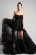 Rochie asimetrica din tulle