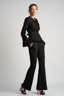 Costum elegant  cu sacou petrecut si pantaloni evazati