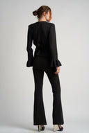 Costum elegant  cu sacou petrecut si pantaloni evazati