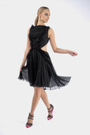 Rochie midi din matase cu pliseuri si decupaje laterale