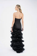 Rochie eleganta cu corset si fusta din volane suprapuse