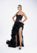 Rochie neagra  asimetrica din matase cu volane dramatice