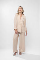 Costum cu pantalon si sacou lejer Nude