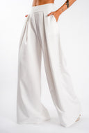Pantaloni palazzo cu pliuri white