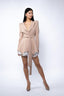 Rochie stil sacou cu inele, volane si umeri supradimensionati