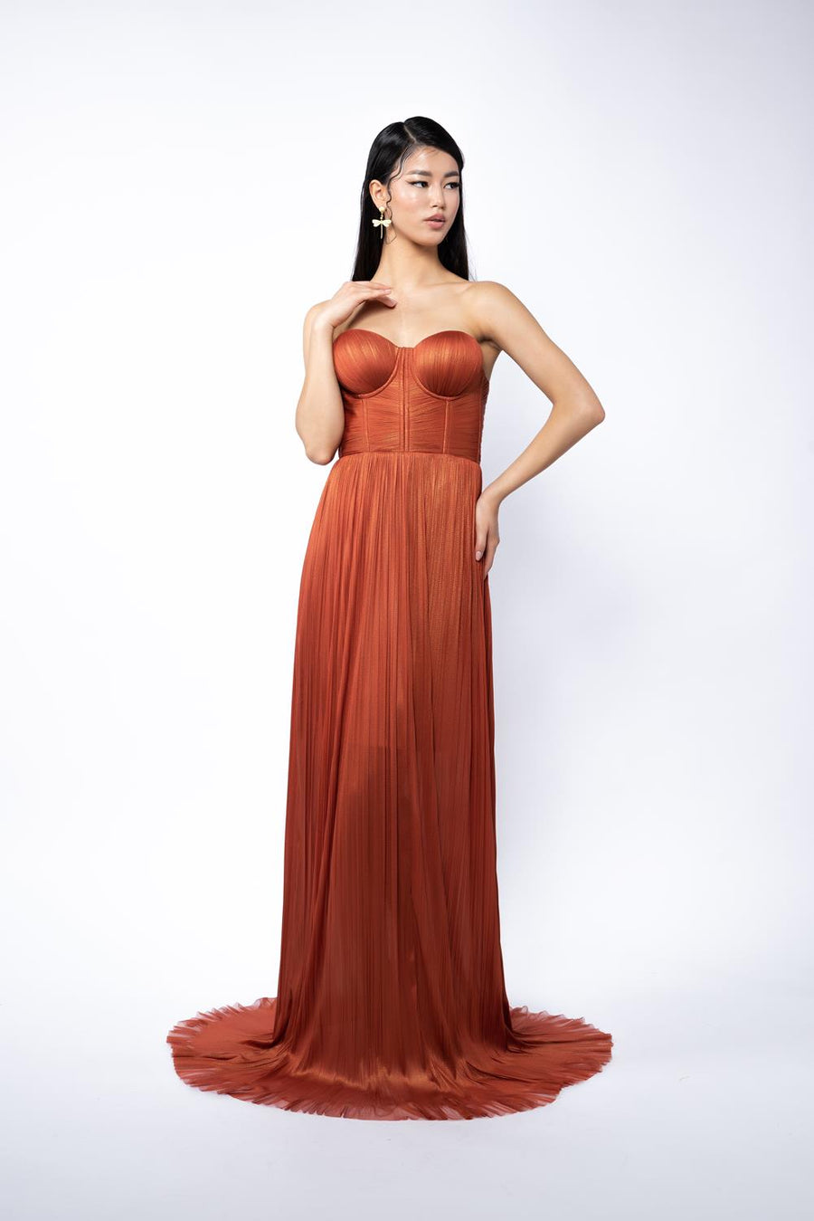 Rochie din matase cu cupe si corset cu siret