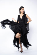 Rochie neagra cu esarfe asimetrice