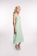 Rochie midi din in cu bust fronsat