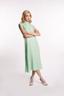 Rochie midi cu decupaje si guler inalt