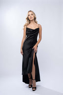 Rochie cu slit si bretele subtiri