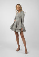 Rochie din tweed cu volane suprapuse