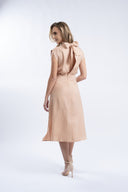Rochie midi cu decupaje si guler inalt
