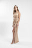 Rochie lunga aurie cu drapaje sculpturale si slit frontal