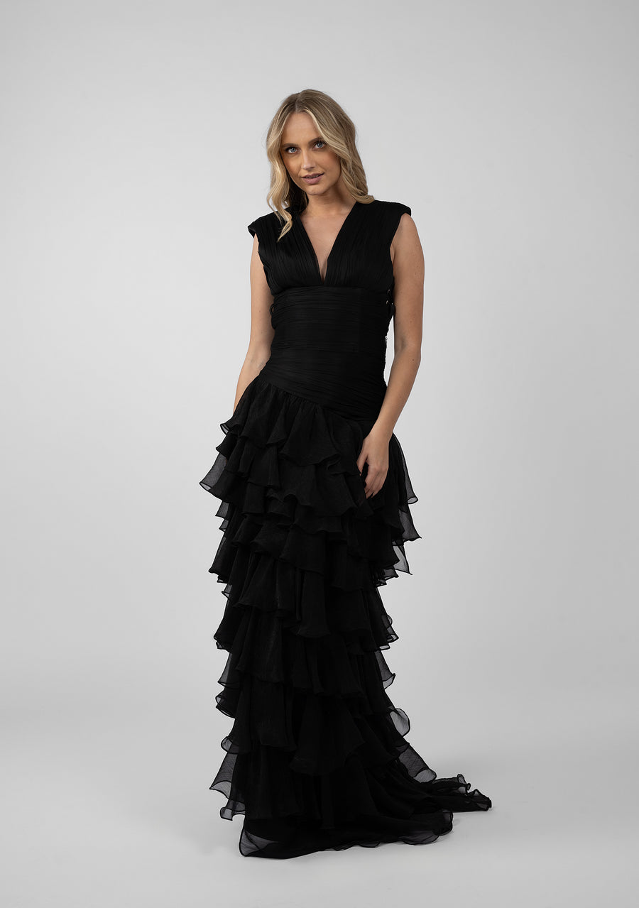 Rochie lunga  cu bust fronsat si volane ample