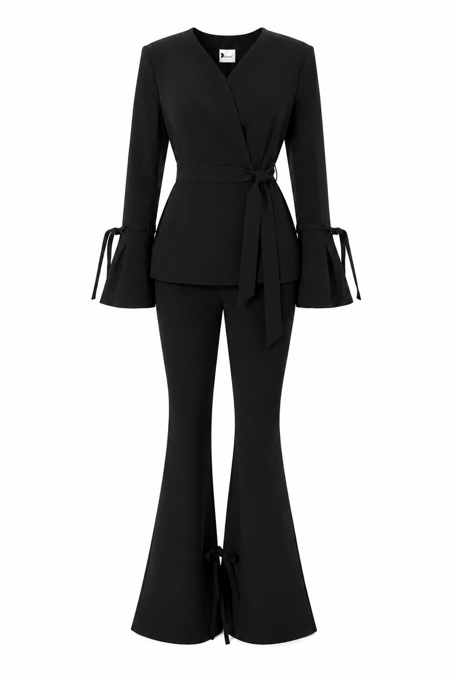 Costum elegant  cu sacou petrecut si pantaloni evazati
