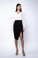 Bluza cu decolteu in V si volane delicate din matase