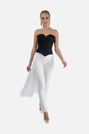 Pantaloni conici cu fronseu si volan din matase white