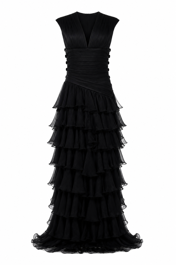 Long dress with gathered bodice and ample ruffles