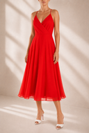 Rochie midi  cu bretele subtiri si decolteu petrecut Red