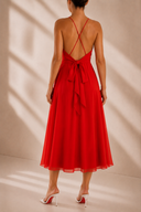 Rochie midi  cu bretele subtiri si decolteu petrecut Red