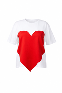Tricou cu aplicatie in forma de inima