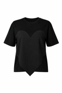 Tricou cu aplicatie in forma de inima